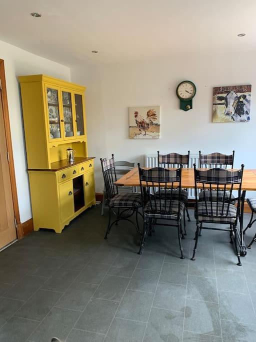 Cladach Cottage - Seafront Isle of Whithorn Exterior photo